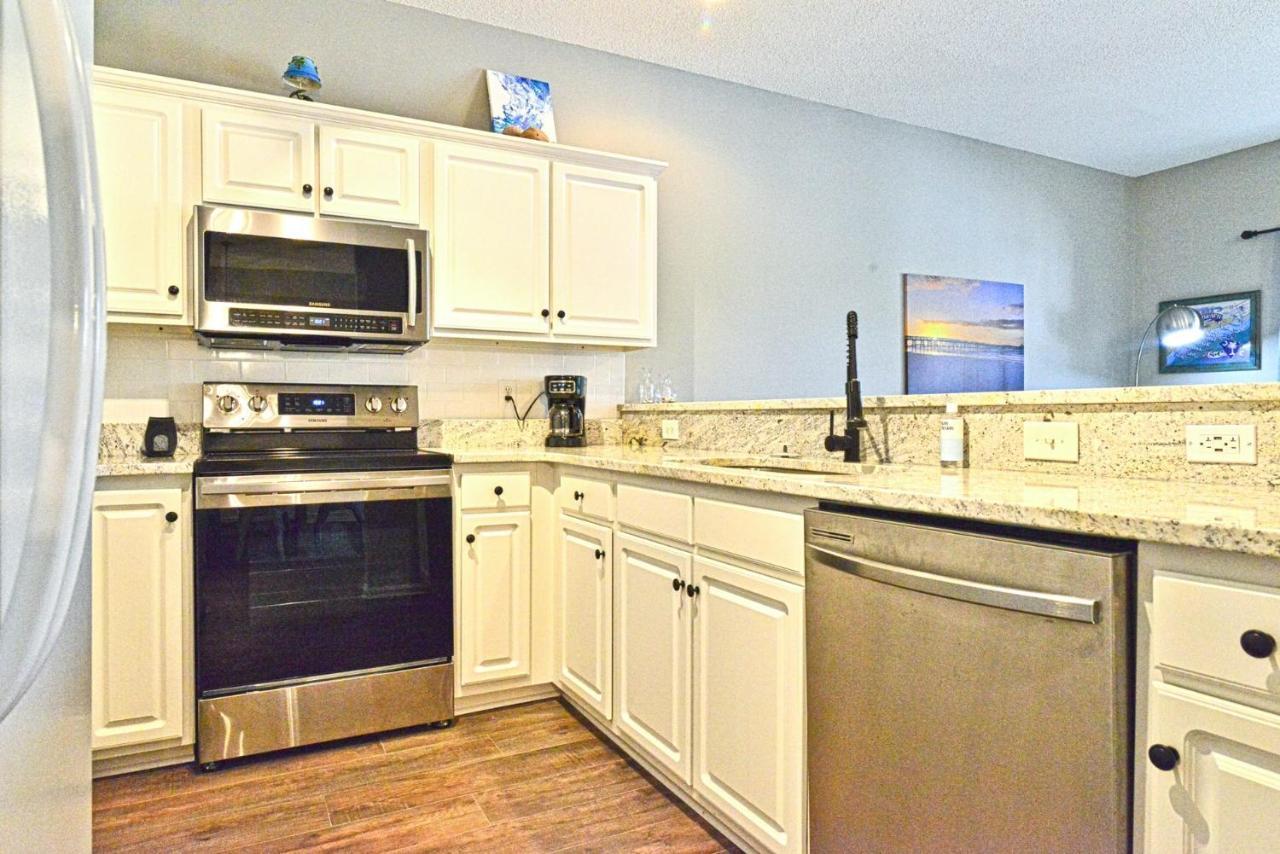 All New Luxury Beach Retreat 1 Mile To Beach W Pool Myrtle Beach Bagian luar foto