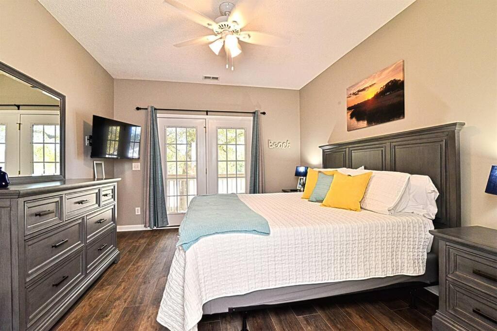 All New Luxury Beach Retreat 1 Mile To Beach W Pool Myrtle Beach Bagian luar foto