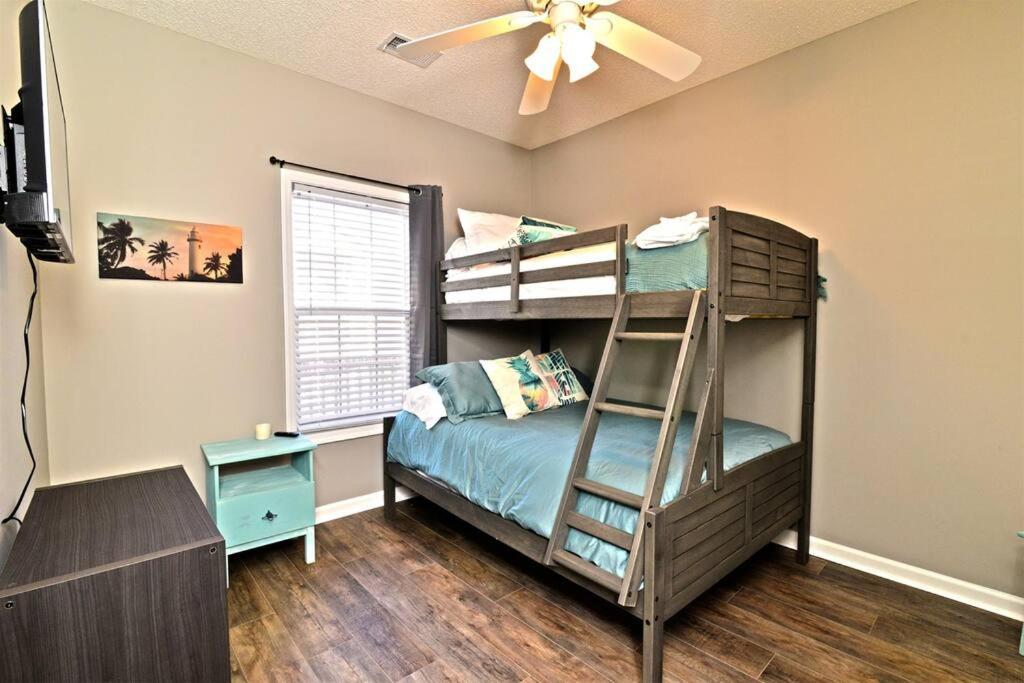 All New Luxury Beach Retreat 1 Mile To Beach W Pool Myrtle Beach Bagian luar foto